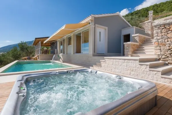 Luxuriöse Villa in traumhafter Lage, Insel Brac, Bild 2