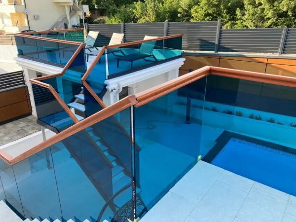 Neue Villa mit zwei Wohneinheiten, Bild 3
