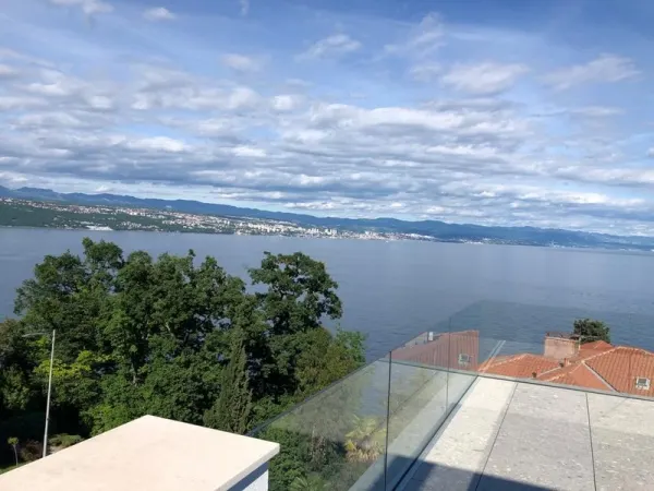 Außergewöhnliches Penthouse auf zwei Etagen mit Pool auf der Dachterrasse, Bild 3