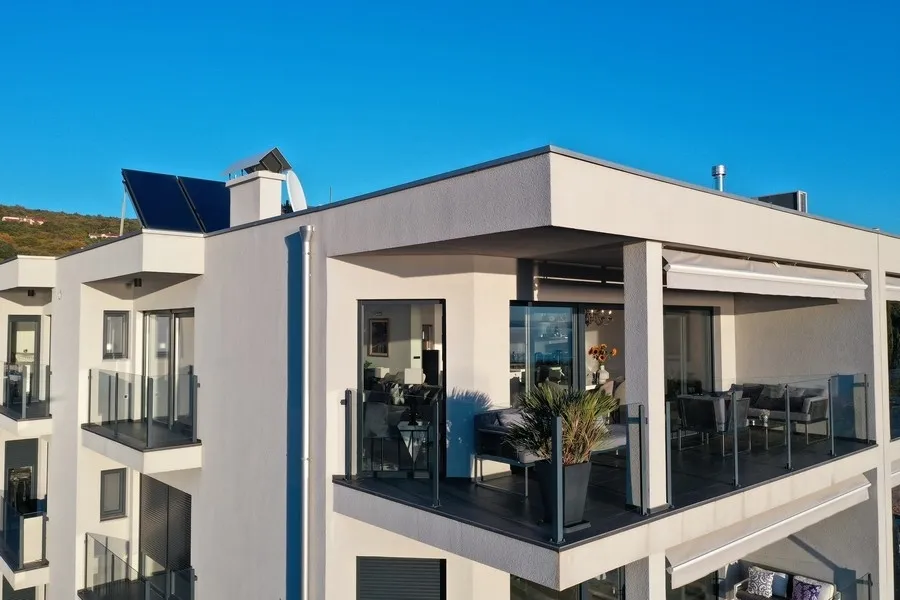 Luxuriöses Appartement mit traumhaftem Meerblick
