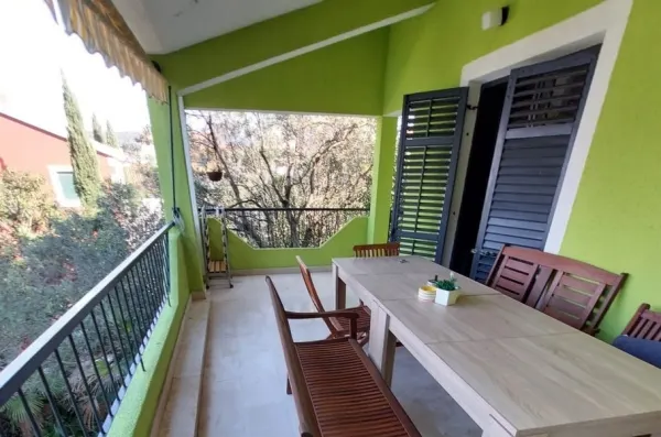 Haus mit zwei Appartements nahe dem Strand, Bild 3