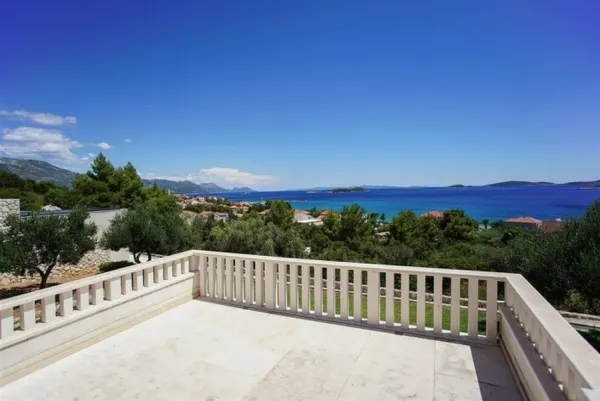 Dalmatinische Villa mit Pool und Meerblick in Orebic, Bild 2