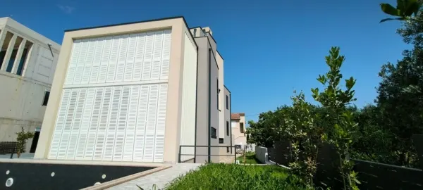 Moderne Villa mit schönem Meerblick in Sukosan, Bild 2