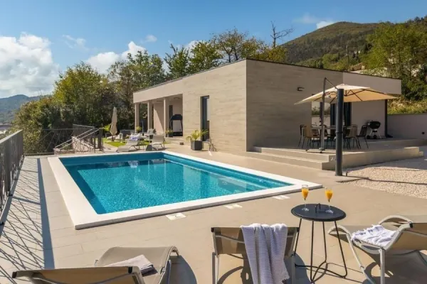 Moderne Villa mit Meerblick in Opatija, Kvarner Bucht, Bild 2