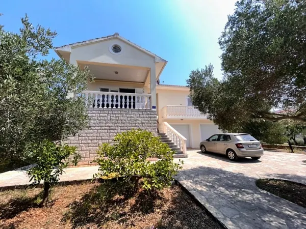 Villa in Insel Ugljan / Pasman / Dugi Otok