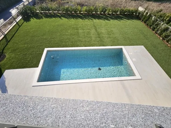 Moderne Villa mit Pool in ruhiger Lage, Bild 3