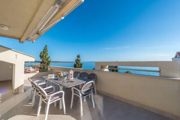 Penthouse nahe dem Meer, Bild 2