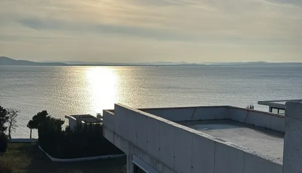 Neues Penthouse mit Swimmingpool auf der Dachterrasse, Bild 2