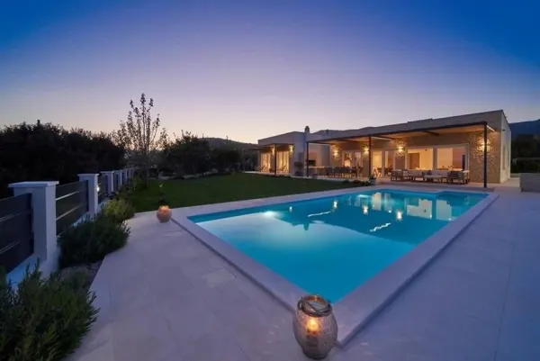 Villa in Kastela