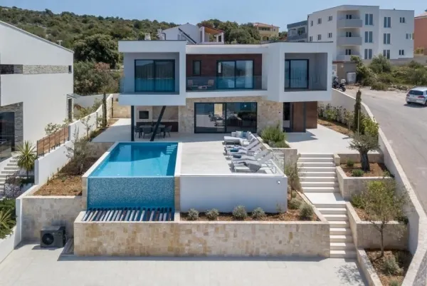 Villa in Primosten / Rogoznica