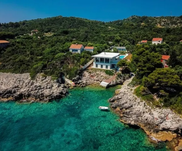 Moderne Villa direkt am Meeresufer auf der Insel Kolocep bei Dubrovnik, Bild 2