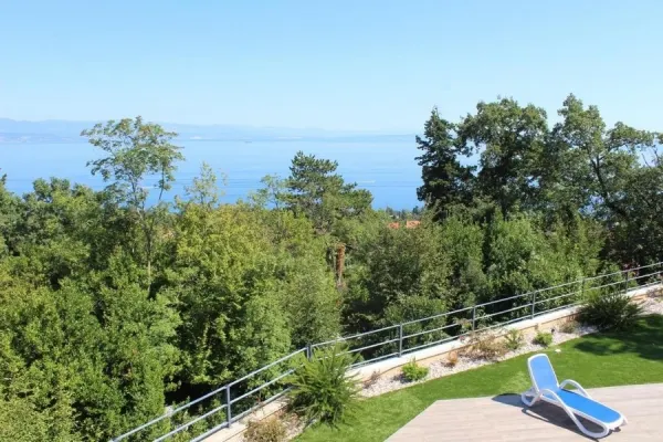 Moderne Villa mit Pool und Panorama-Meerblick, Bild 3