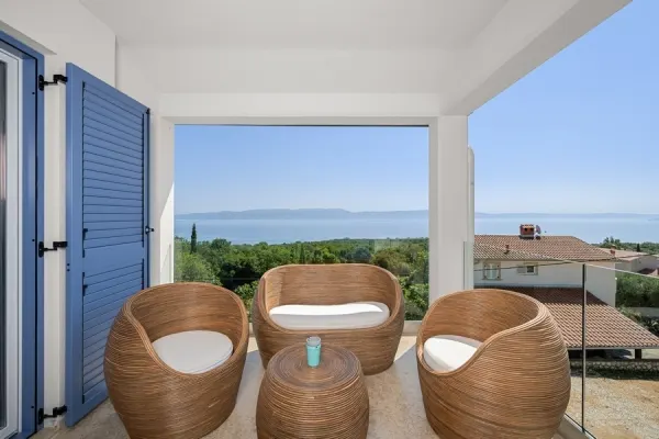 Apartmenthaus mit wunderschönem Meerblick, Bild 2