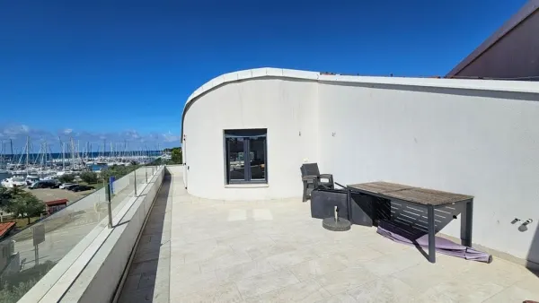 Maisonettewohnung mit Dachterrasse in Meernähe, Bild 2