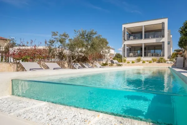 Villa in Primosten / Rogoznica