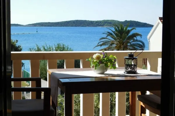 Villa in Insel Vis