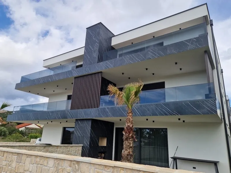 Modernes Neubau-Appartement nahe dem Meer
