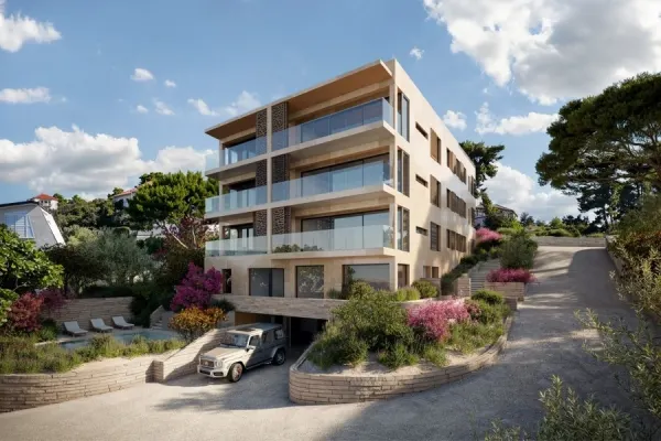 Luxuriöse Wohnung mit Meerblick und Community-Pool, Bild 2