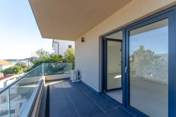 Moderne Maisonettewohnung mit Meerblick in zweiter Reihe zum Meer, Bild 3