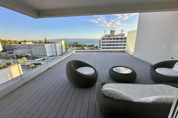 Modernes Penthouse mit Meerblick und Dachterrasse im Neubau, Bild 2
