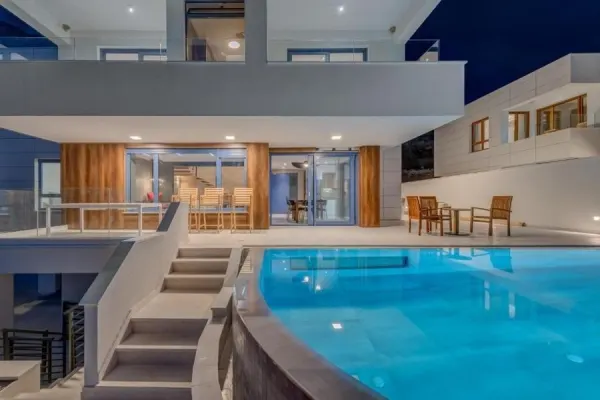 Moderne Villa mit beheiztem Pool, Wellnessbereich und Meerblick, Bild 3