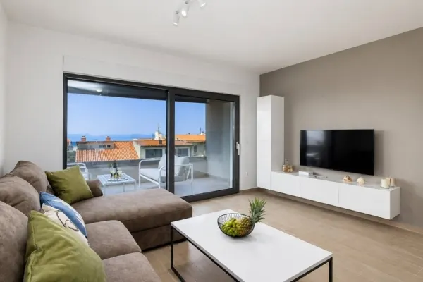 Moderne Wohnung mit Meerblick und überdachter Terrasse, Bild 2