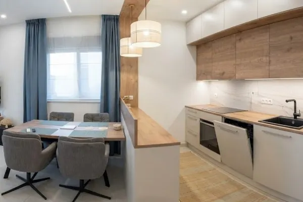 Luxuriöses Penthouse mit großer Dachterrasse und Panorama-Meerblick, Bild 3