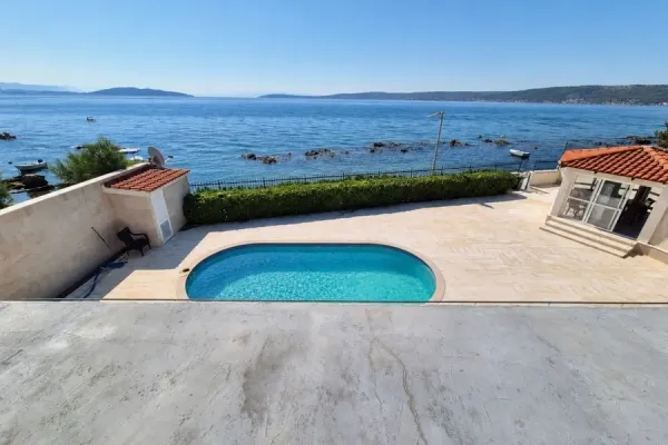 Villa in Kastela